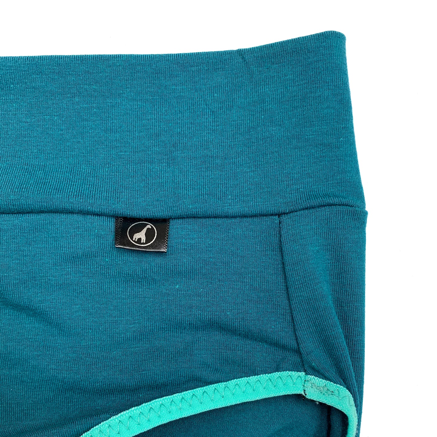 FLEURS D'EAU | culotte menstruelle | taille haute yoga